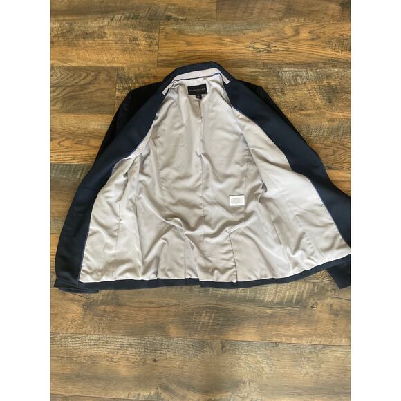 Women’s Banana Republic Navy Blue Wool Blend Blazer w/Gold Buttons (2) - Picture 5 of 5